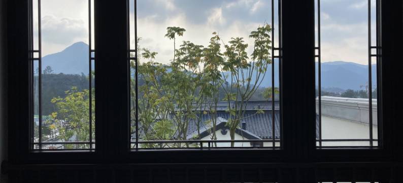 安吉山野集民宿(hello kitty乐园店)图片