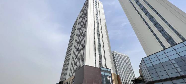 倚岸轻奢酒店公寓(青岛国际会展中心董家下庄地铁站店)图片