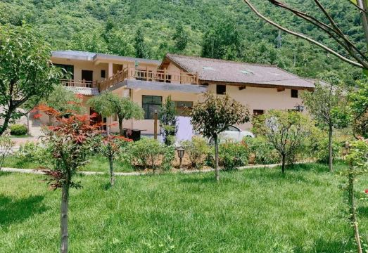 Lishui Dongpo HomestayHotel Overview