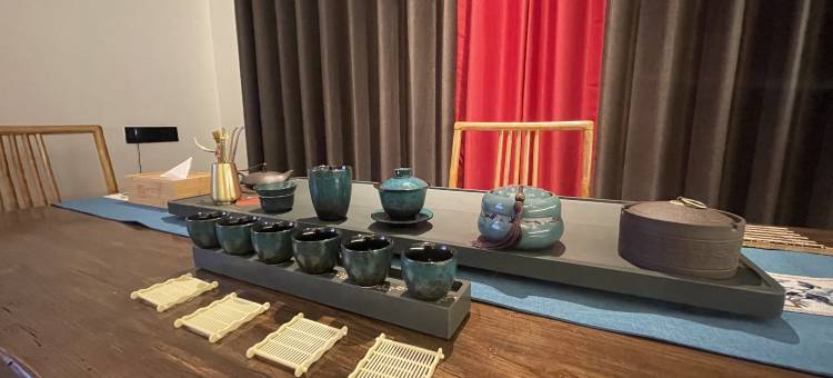 仟那美宿酒店(老君山云景索道店)图片