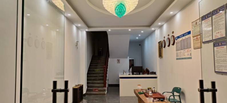 丙中洛云中城温馨酒店图片