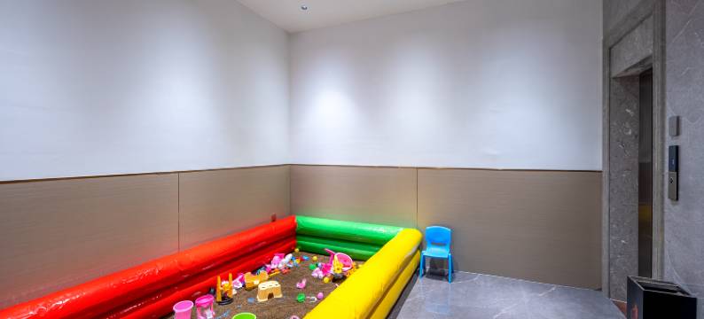 源悦私影主题客栈(五源河体育馆店)图片