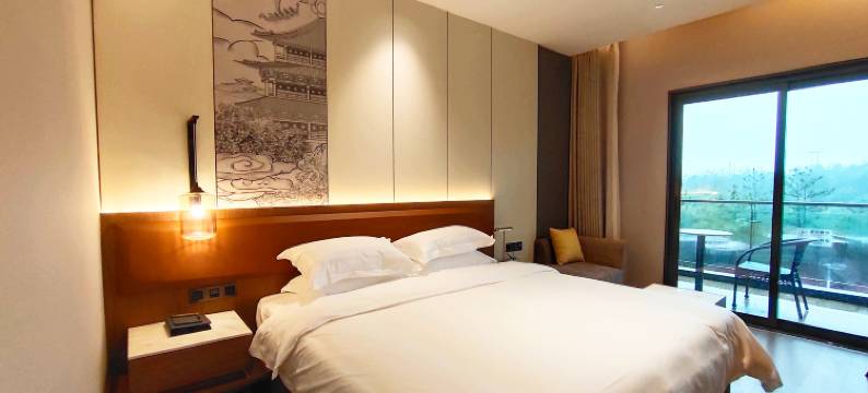 橙乡大酒店(信丰高铁西站店)图片