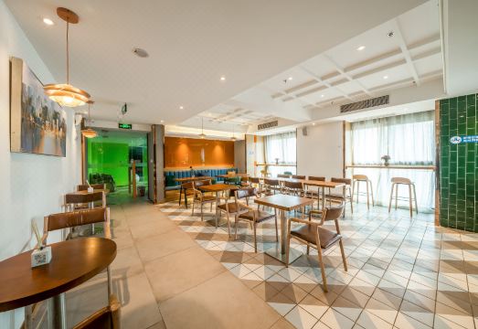 YOLO Skyline Riverview Designer Hotel (Chongqing Jiefangbei Hongyadong Branch)Hotel Overview