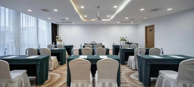 德阳瑞麟·东方酒店(德阳高铁站店)图片