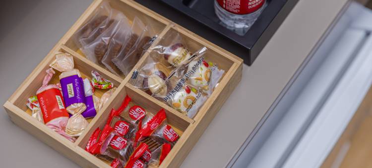 丽呈睿轩酒店(巩留中医院店)图片