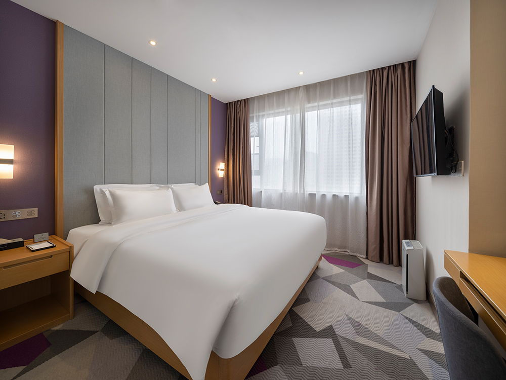 Lavande Hotel (Chengdu Tianfu Square) Hotel Overview