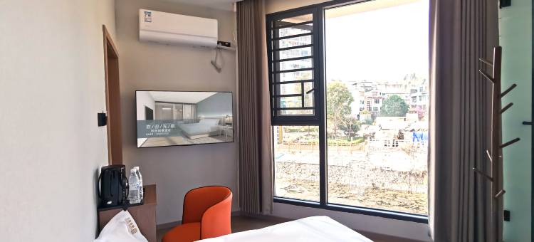 丽景酒店(大转盘店)图片