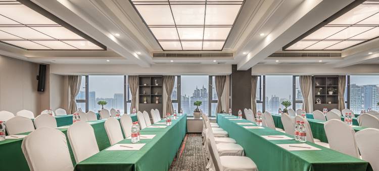 海伦酒店(成都世纪城会展中心华府大道地铁站店)图片