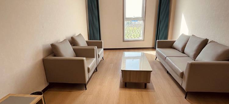 西华香樟树雅居酒店图片