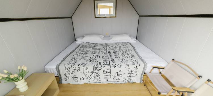 66号沙漠星星观景露营地图片