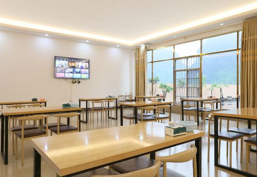 Nalanbo Yamansadian (Debao Passenger Transport Terminal) Hotel Overview