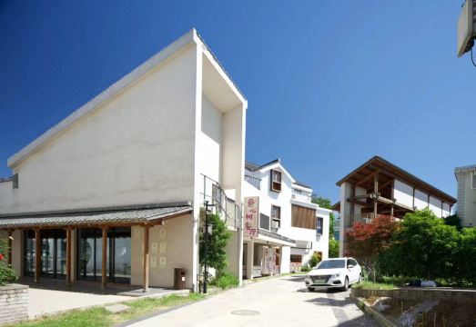 Sister Tian's Home HostelHotel Overview