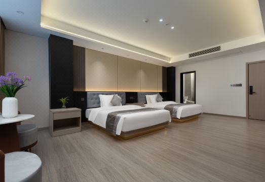 Hezhang Jiuyuan Grand Hotel Hotel Overview