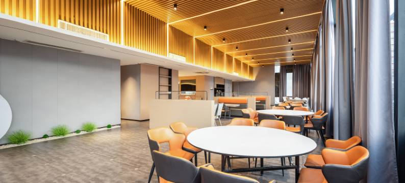 三叶草假日酒店(桂平西山广场店)图片