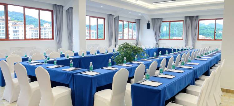 五指山中部大酒店(三月三大道店)图片