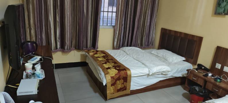 禄劝宏运来宾馆图片