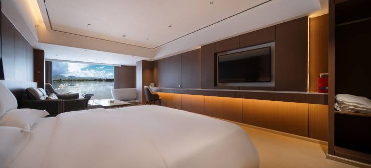 拾花一境海景酒店(保山青华海湿地公园店)图片