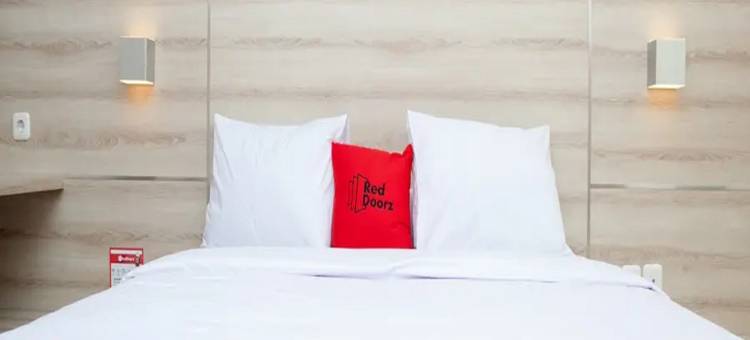 红门PLUS酒店-近巴顺丹大学(RedDoorz Plus Near Pasundan University)图片