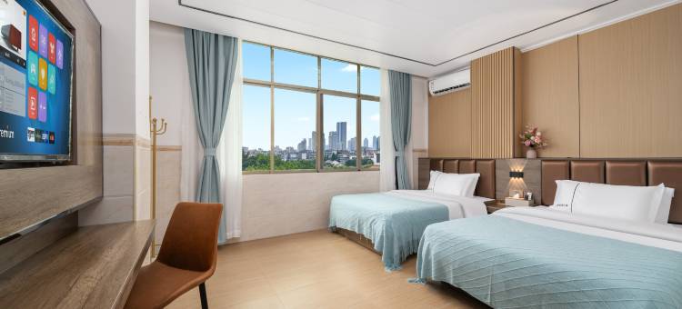 雅曼轻奢公寓(杨侨惠民广场店)图片