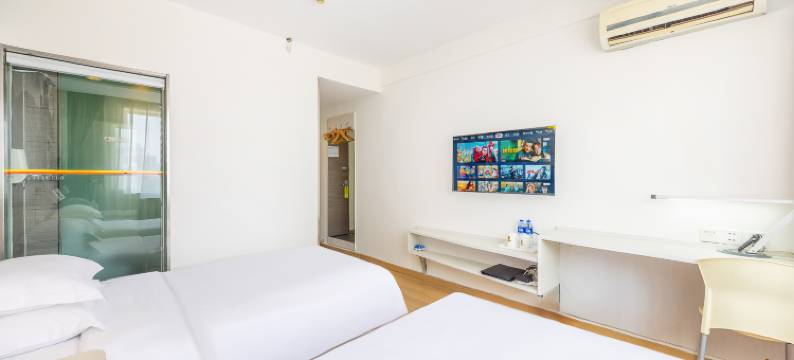 速8酒店(兰州东方红广场地铁站万象城店)图片