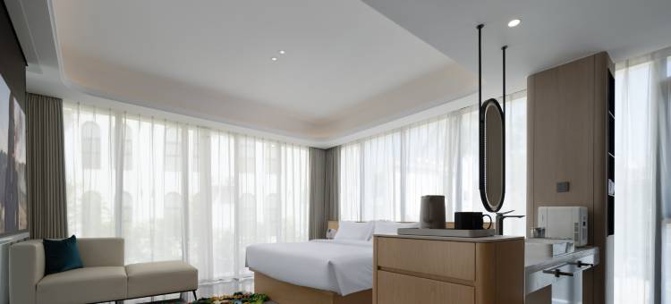 纯一HOTEL(三亚亚龙湾店)图片