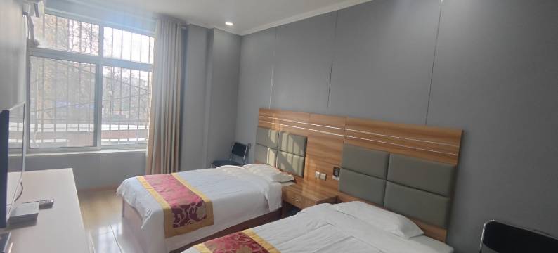 兰州安宁俪馨商务宾馆图片