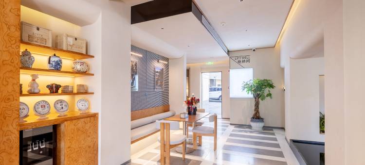 昆明考拉贝酒店(解放军昆明总医院大观篆新农贸市场店)图片