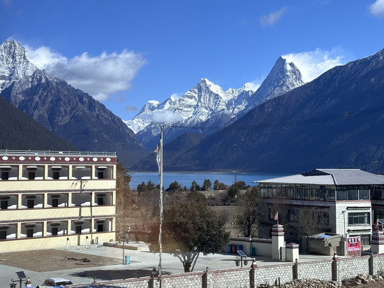 工布江达白玛古如家庭旅馆