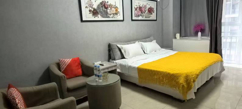 彩云之间轻奢酒店(洛阳万达广场王府井店)图片