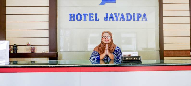 Collection O Pekalongan靠近Setono巴蒂克市场原Jayadipa酒店(Collection O Pekalongan Near Pasar Batik Setono Formerly Hotel Jayadipa)图片