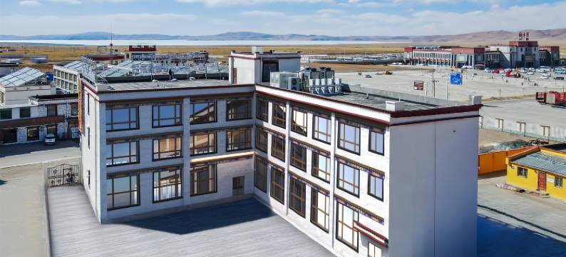 央达仓观景酒店(当雄纳木措景区店)图片