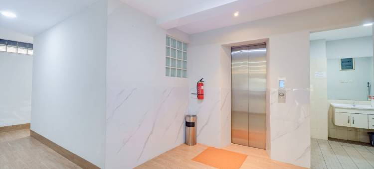 Hotel O Tanjung Duren 近 Citraland 商场 原 Suba 酒店(Hotel O Tanjung Duren Near Mall Citraland Formerly Suba Hotel)图片