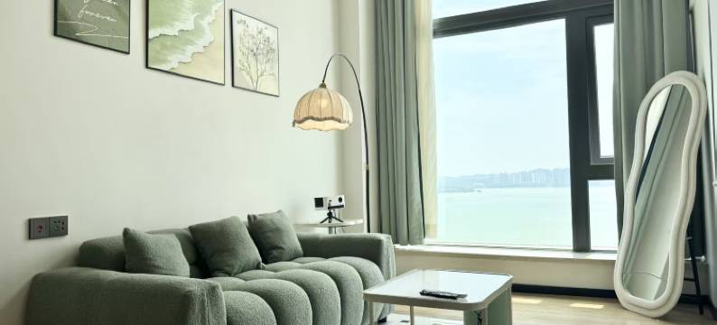 豪朗.Loft高空海景公寓(龙光世纪商务中心店)图片