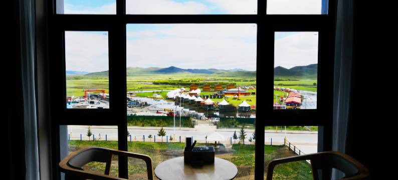 若尔盖豪生·云洁酒店图片