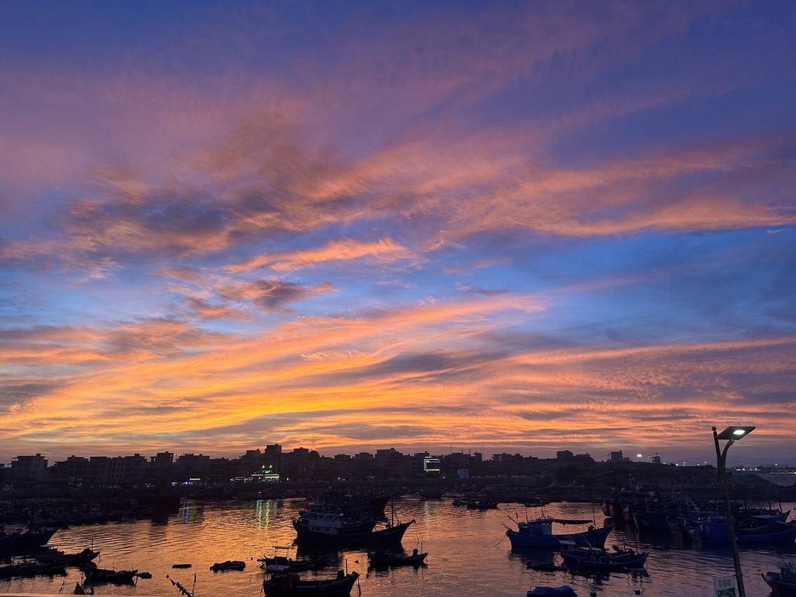 花筑·獭窟一号海景民宿(月亮湾沙滩店)图片