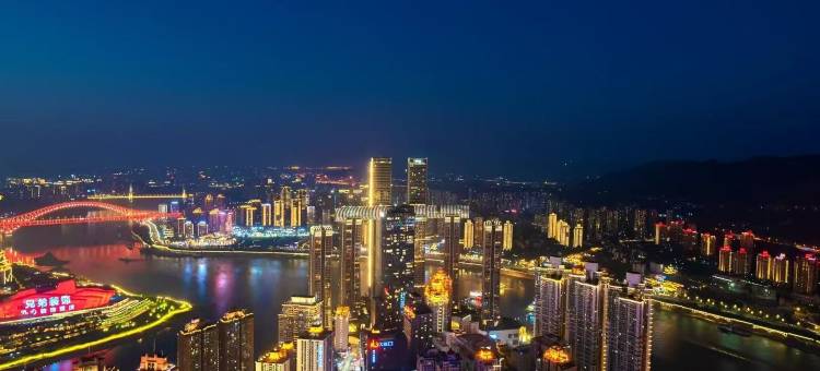 重庆·云仟|Vista观景·多元素影音美宿(解放碑步行街洪崖洞店)图片