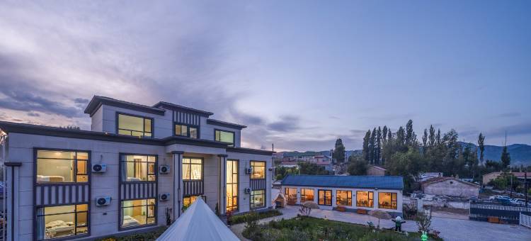 花筑·特克斯半坡民宿(特克斯八卦城店)图片