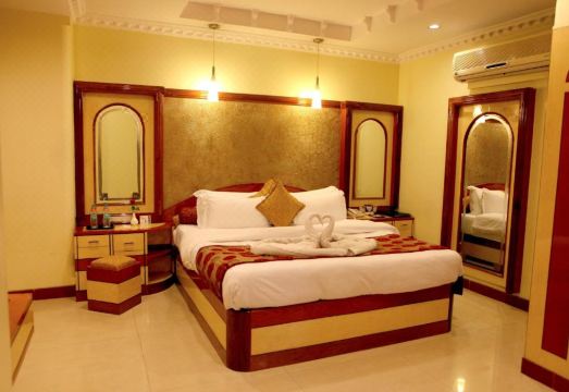 Lords Plaza Surat Hotel Overview
