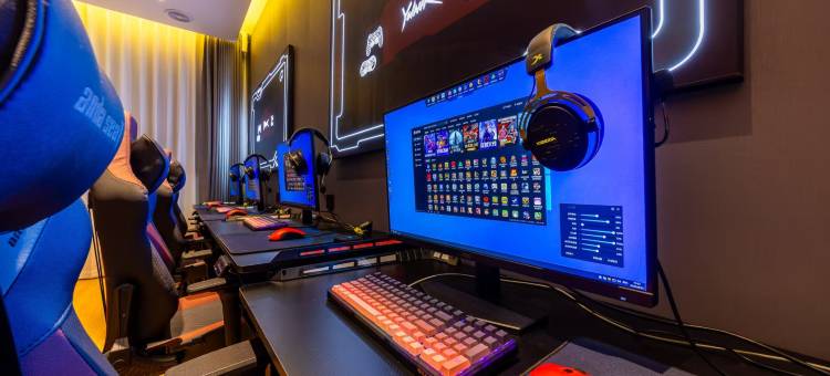 Yunik电竞酒店(张掖大佛寺市政府店)图片