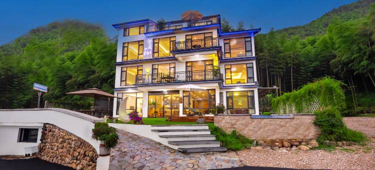 留厦一栖·Lovers隐觅四季|室外泳池观景民宿(安吉云上草原店)图片