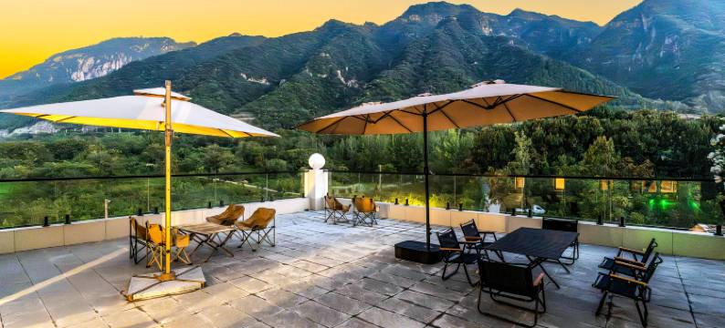 屿山露营酒店(华山景区店)图片