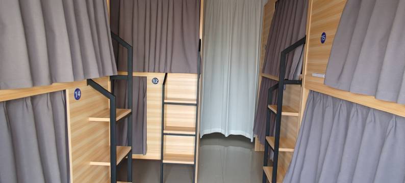 品客居青年旅舍(南宁火车站店)图片