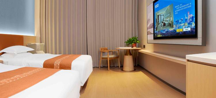 五耐集团商务酒店(巩义巩城大道明德眼科医院店)图片