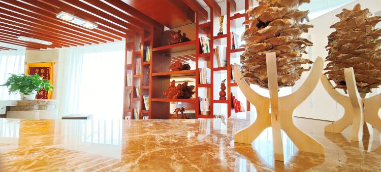 伊春城茂国锦酒店图片