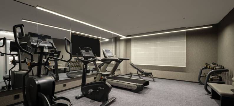 西安高新丈八六路地铁站亚朵酒店图片