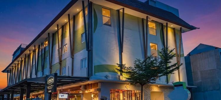 勒吉安泽斯特酒店(Palette Legian Beach)图片