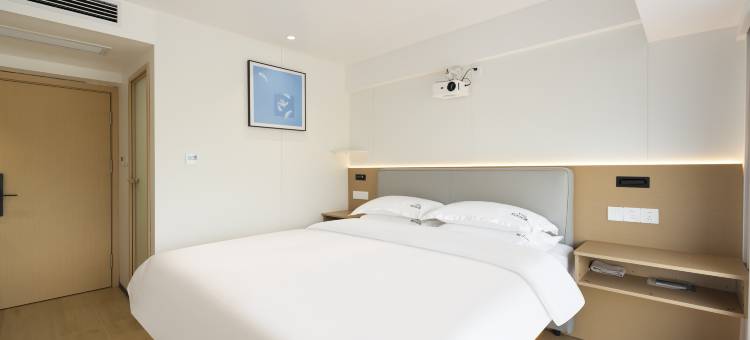 钧汐丨屋顶花园・山湖相映・悦影居民宿(邻水客运中心湿地公园店)图片