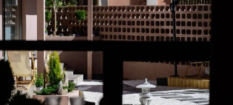 HANS LODGE丨寒酥丨观景·富氧山居(独克宗古城大佛寺转经筒店)图片