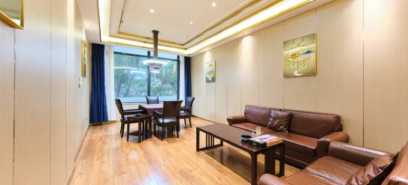 铂尔蔓智能酒店(达州火车站罗浮广场店)图片